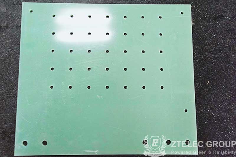 What is the cause of the deviation of g10 fiberglass plate sheet thickness?