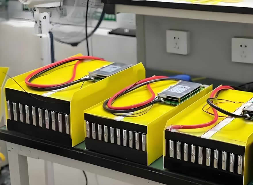 G10 Epoxy Sheets in EV Battery Pack Insulation Systems